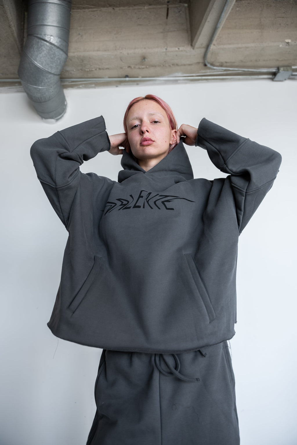LOUNGE HOODIE